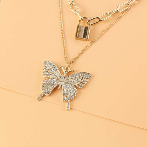 Retro Geometric lock-shaped Butterfly Pendant Necklace